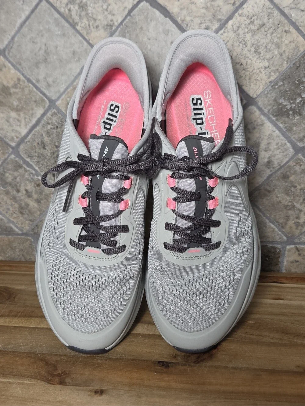 Skechers Women's Slip-ins Glide-Step Altus Lace Up Shoes Gray/Pink Size 9 M